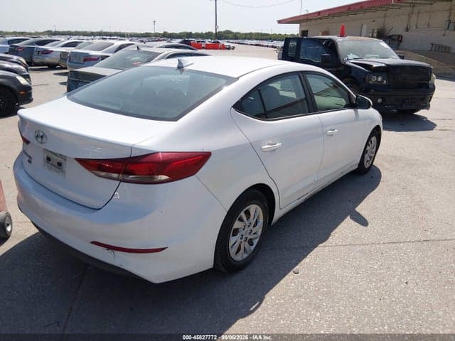 2017 HYUNDAI ELANTRA SE 4