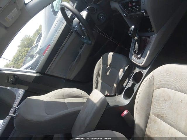 2017 HYUNDAI ELANTRA SE 5