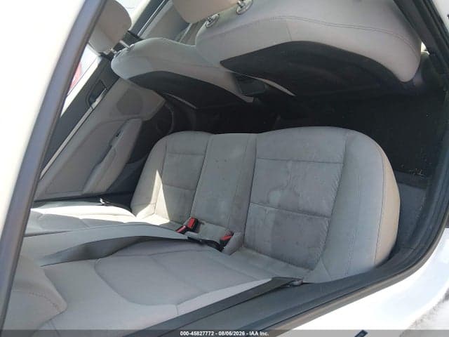 2017 HYUNDAI ELANTRA SE 8