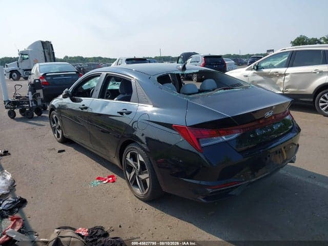 2023 HYUNDAI ELANTRA LIMITED 3