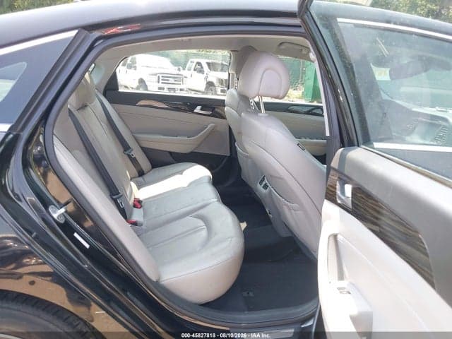 2017 HYUNDAI SONATA PLUG-IN HYBRID LIMITED 8