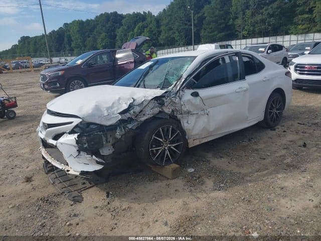 2021 TOYOTA CAMRY SE 2