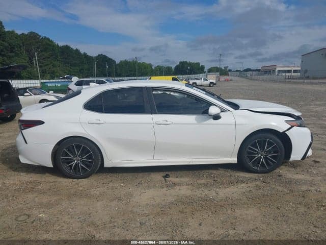 2021 TOYOTA CAMRY SE 14