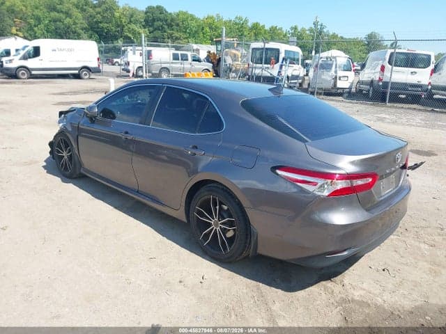 2019 TOYOTA CAMRY LE 3