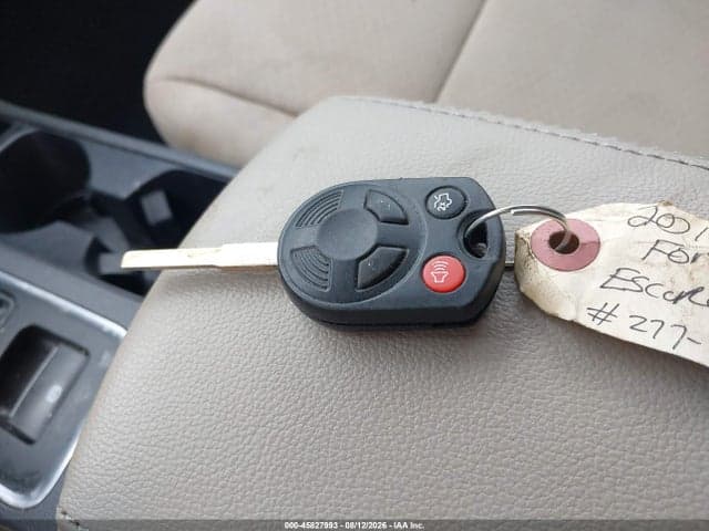 2018 FORD ESCAPE SE 11
