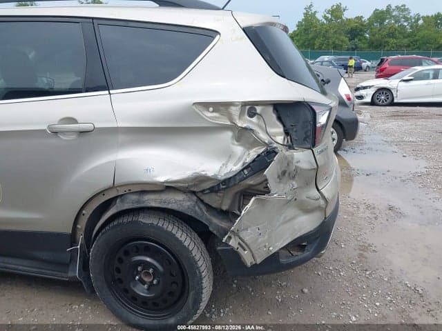 2018 FORD ESCAPE SE 6