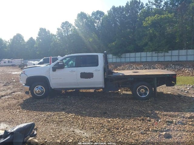 2022 CHEVROLET SILVERADO 3500HD CHASSIS LT 15