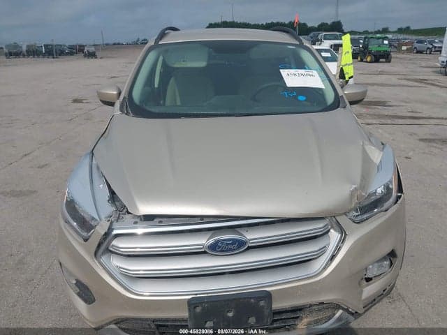 2018 FORD ESCAPE SE 12