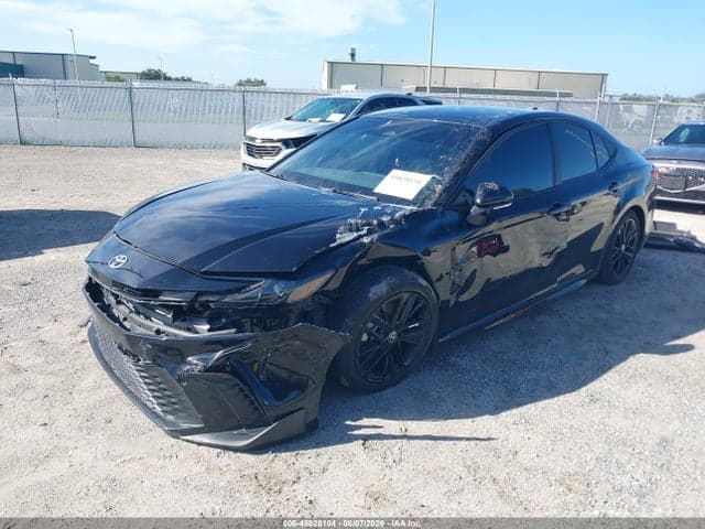 2025 TOYOTA CAMRY SE 2