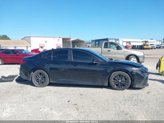 2025 TOYOTA CAMRY SE 12