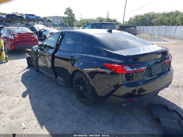 2025 TOYOTA CAMRY SE 3