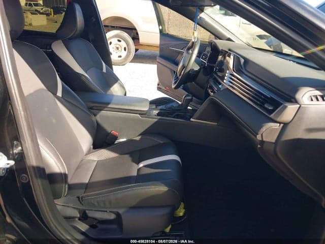 2025 TOYOTA CAMRY SE 5