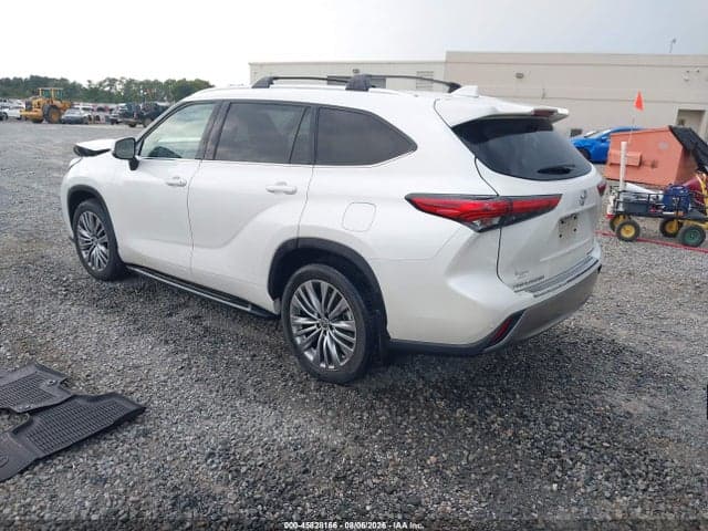 2021 TOYOTA HIGHLANDER PLATINUM 3