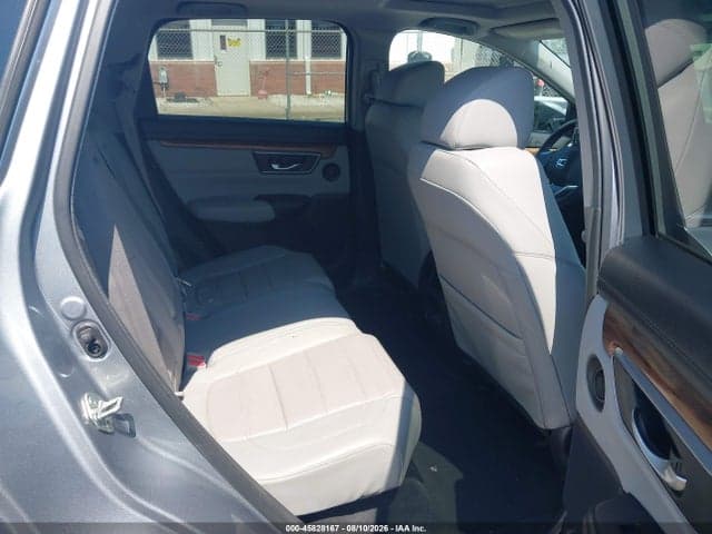 2017 HONDA CR-V 8