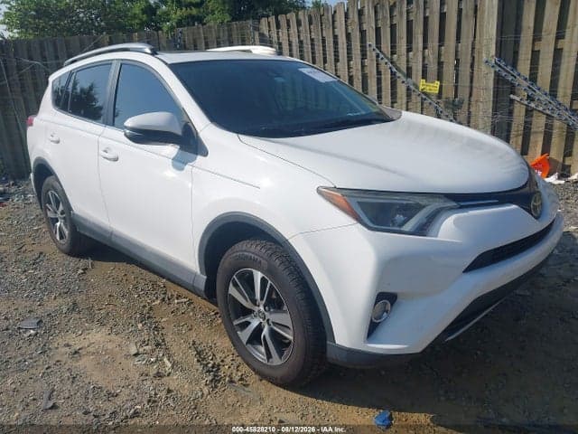 2017 TOYOTA RAV4 XLE 1