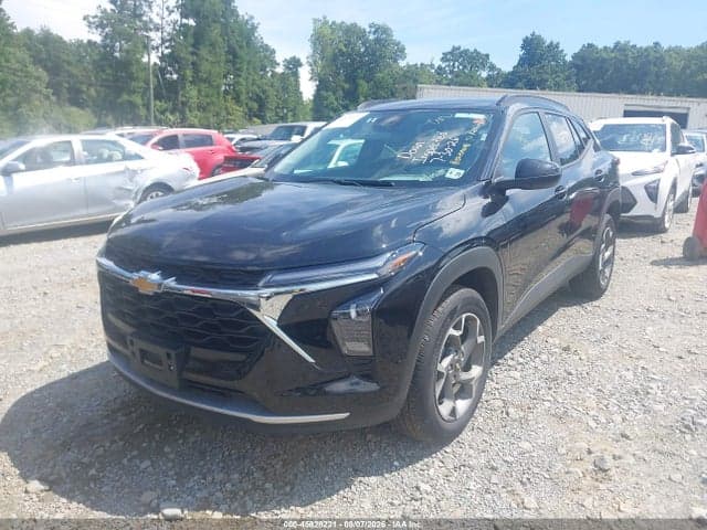 2025 CHEVROLET TRAX FWD LT 2