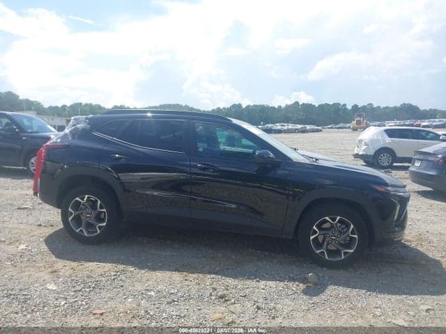 2025 CHEVROLET TRAX FWD LT 13