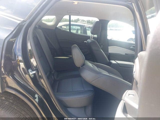 2025 CHEVROLET TRAX FWD LT 5