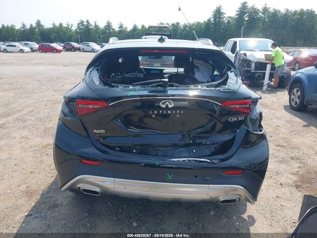 2017 INFINITI QX30 PREMIUM 6