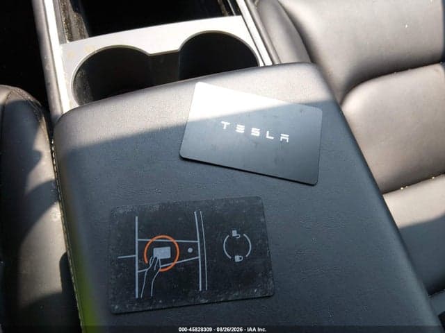 2023 TESLA MODEL Y 11