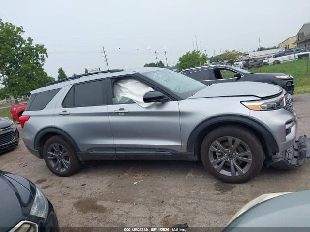 2022 FORD EXPLORER XLT 5