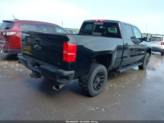 2017 CHEVROLET SILVERADO 2500HD LT 4