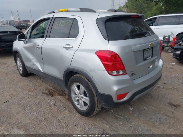 2019 CHEVROLET TRAX LT 3