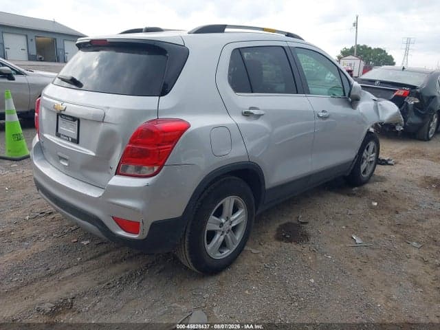 2019 CHEVROLET TRAX LT 4