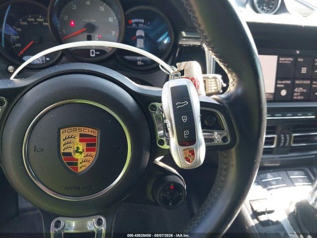 2019 PORSCHE MACAN S 11