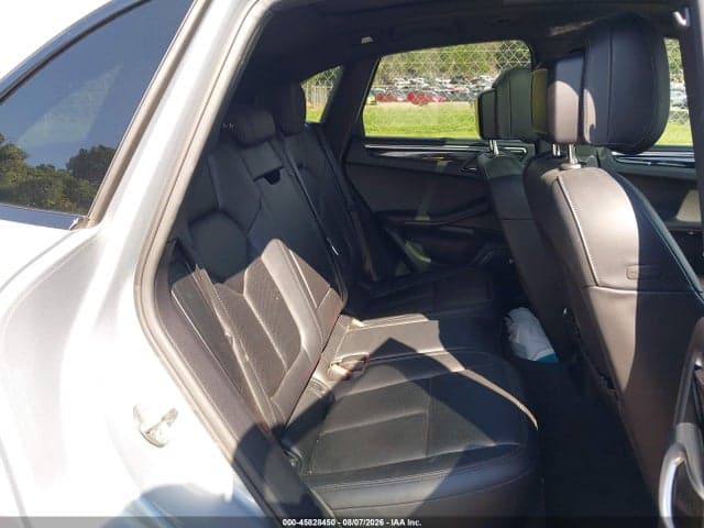 2019 PORSCHE MACAN S 8