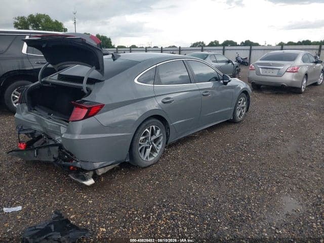 2023 HYUNDAI SONATA SEL 4