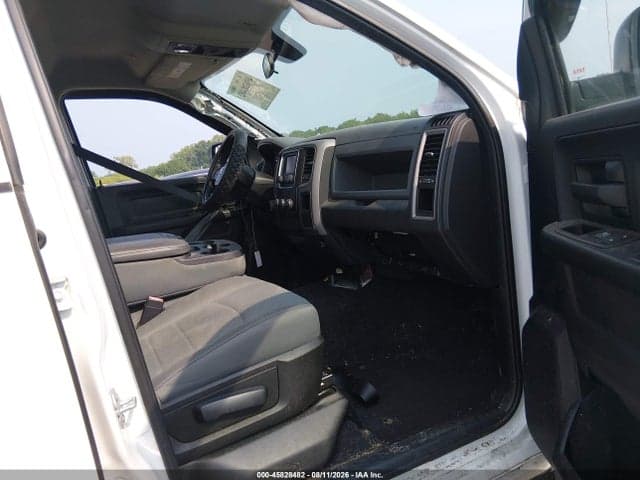 2017 RAM 1500 TRADESMAN 4X4 6'4 BOX 5
