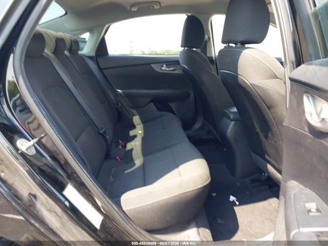 2021 KIA FORTE LXS 8
