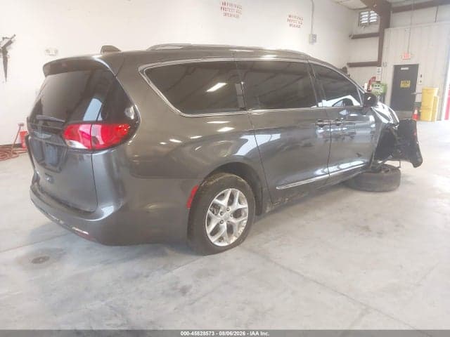 2020 CHRYSLER PACIFICA TOURING L PLUS 4