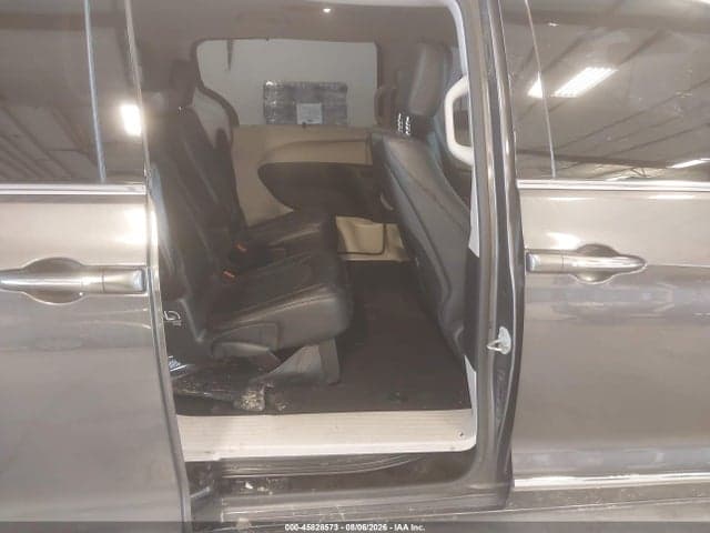 2020 CHRYSLER PACIFICA TOURING L PLUS 8