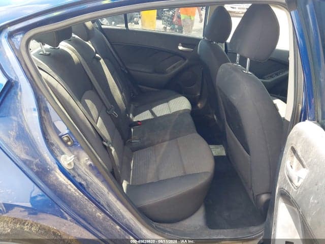 2017 KIA FORTE LX 8