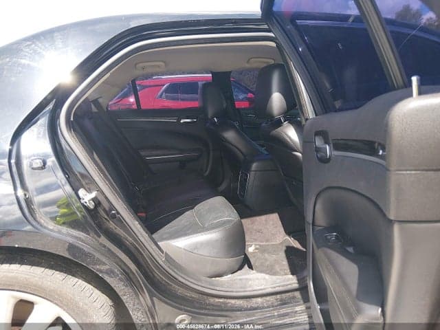 2017 CHRYSLER 300 LIMITED 8