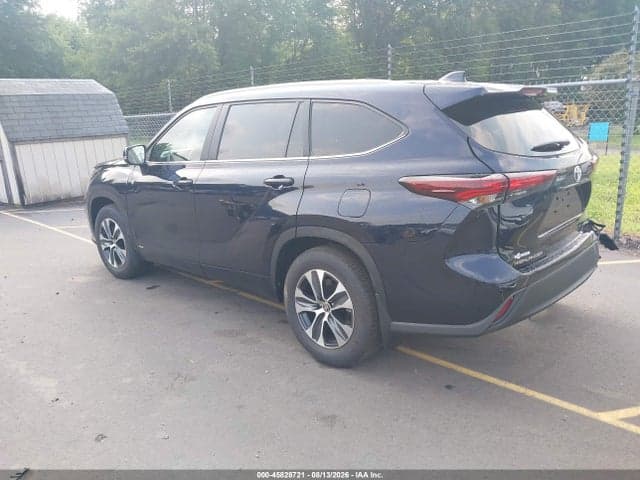 2026 TOYOTA HIGHLANDER HYBRID XLE 3