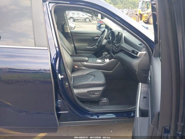 2026 TOYOTA HIGHLANDER HYBRID XLE 5