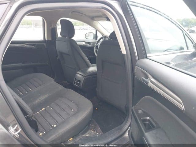 2017 FORD FUSION SE 8