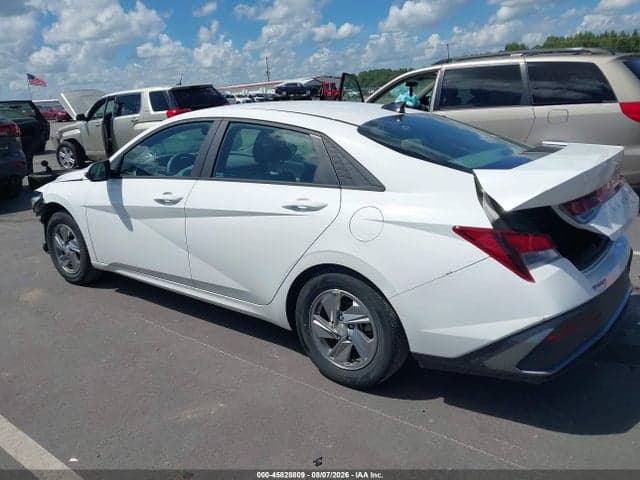2024 HYUNDAI ELANTRA SE 14