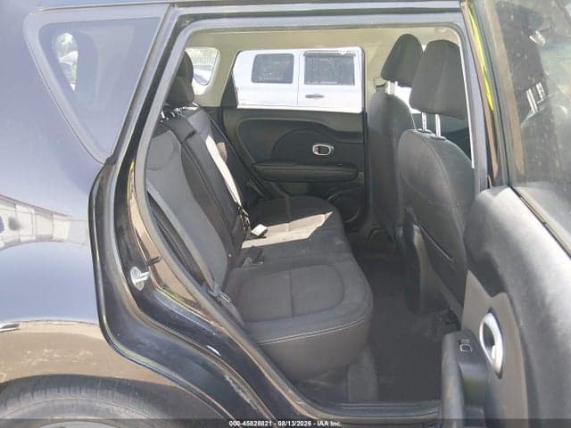 2019 KIA SOUL + 8