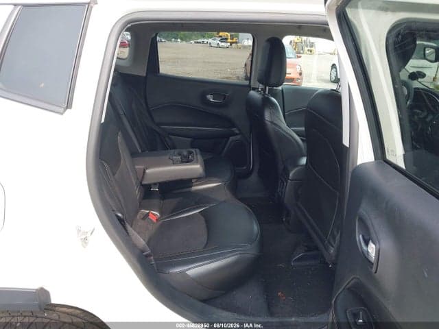 2020 JEEP COMPASS LATITUDE 4X4 8