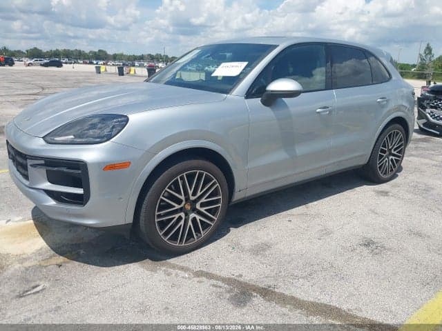 2025 PORSCHE CAYENNE 2