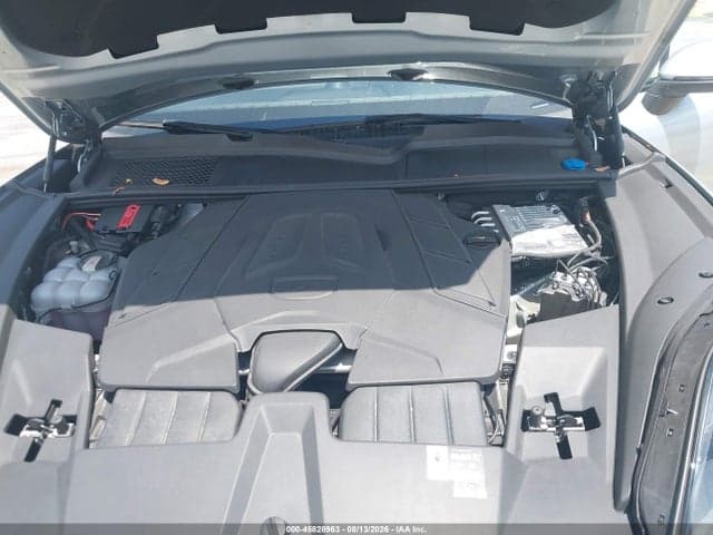 2025 PORSCHE CAYENNE 10