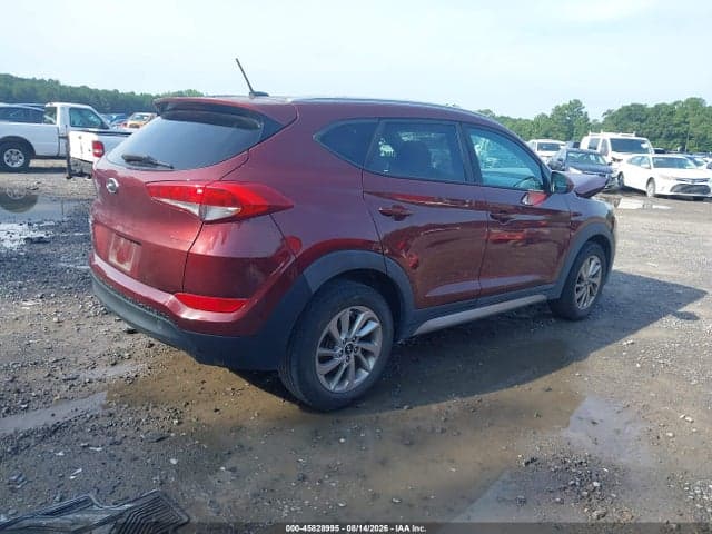 2017 HYUNDAI TUCSON SE 4