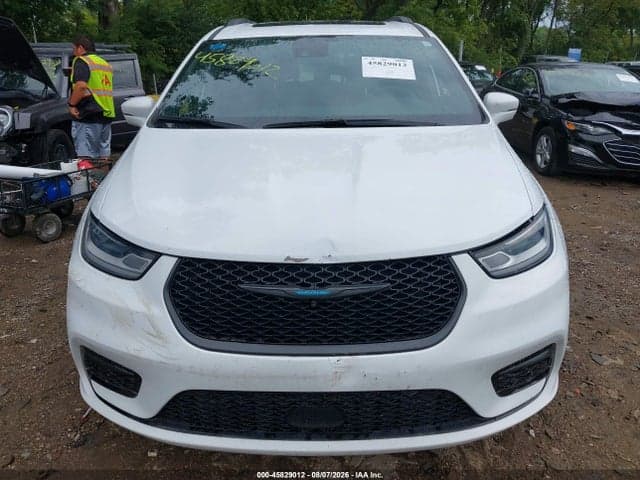 2021 CHRYSLER PACIFICA HYBRID LIMITED 12