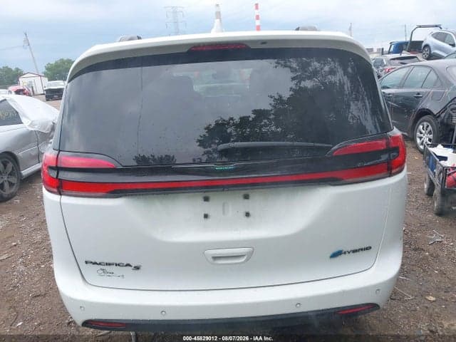 2021 CHRYSLER PACIFICA HYBRID LIMITED 16