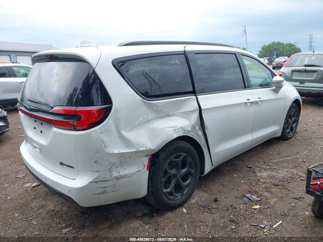 2021 CHRYSLER PACIFICA HYBRID LIMITED 4