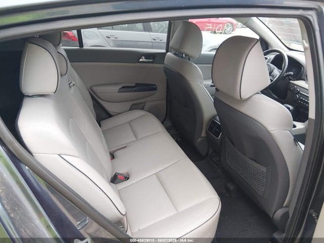 2017 KIA SPORTAGE EX 8